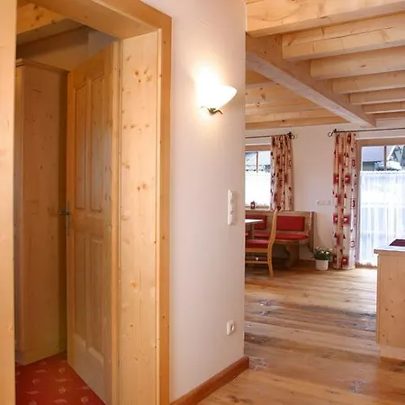 Neuhaushof Apartment Hollersbach im Pinzgau